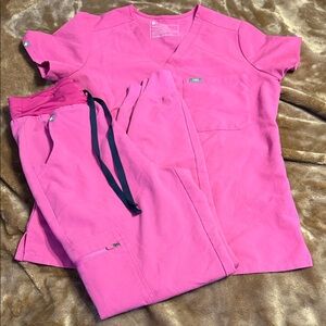 Figs Vibrant Pink Scrub set